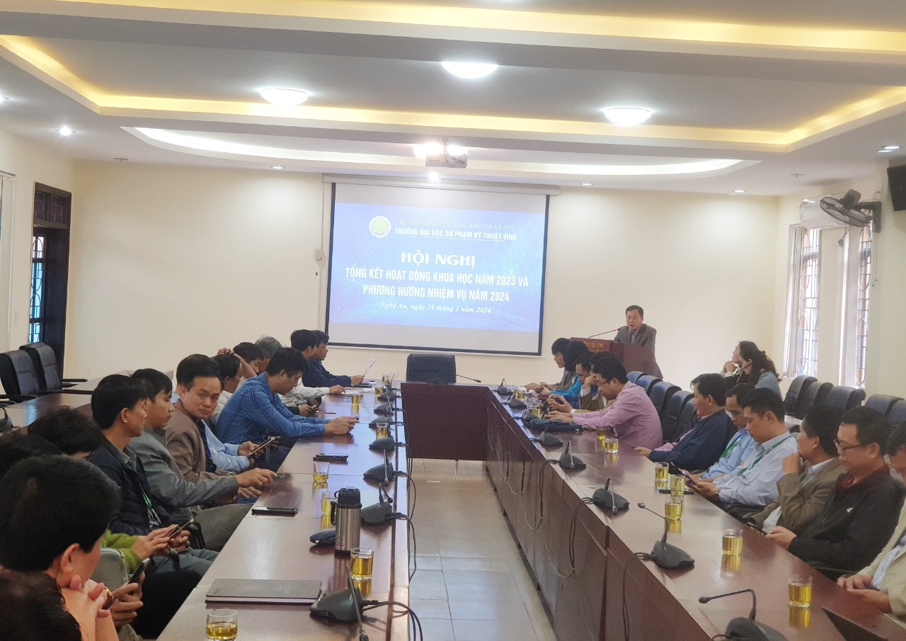 Hội nghị Tổng kết hoạt động Khoa học và Công nghệ năm 2023 của Trường Đại học Sư phạm kỹ thuật Vinh